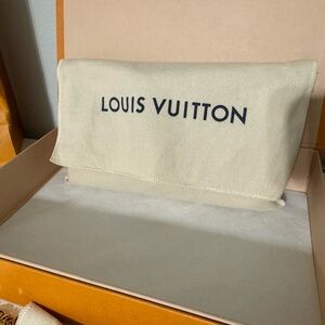Louis Vuitton purse Felicie Pochette Damier Azur Canvas